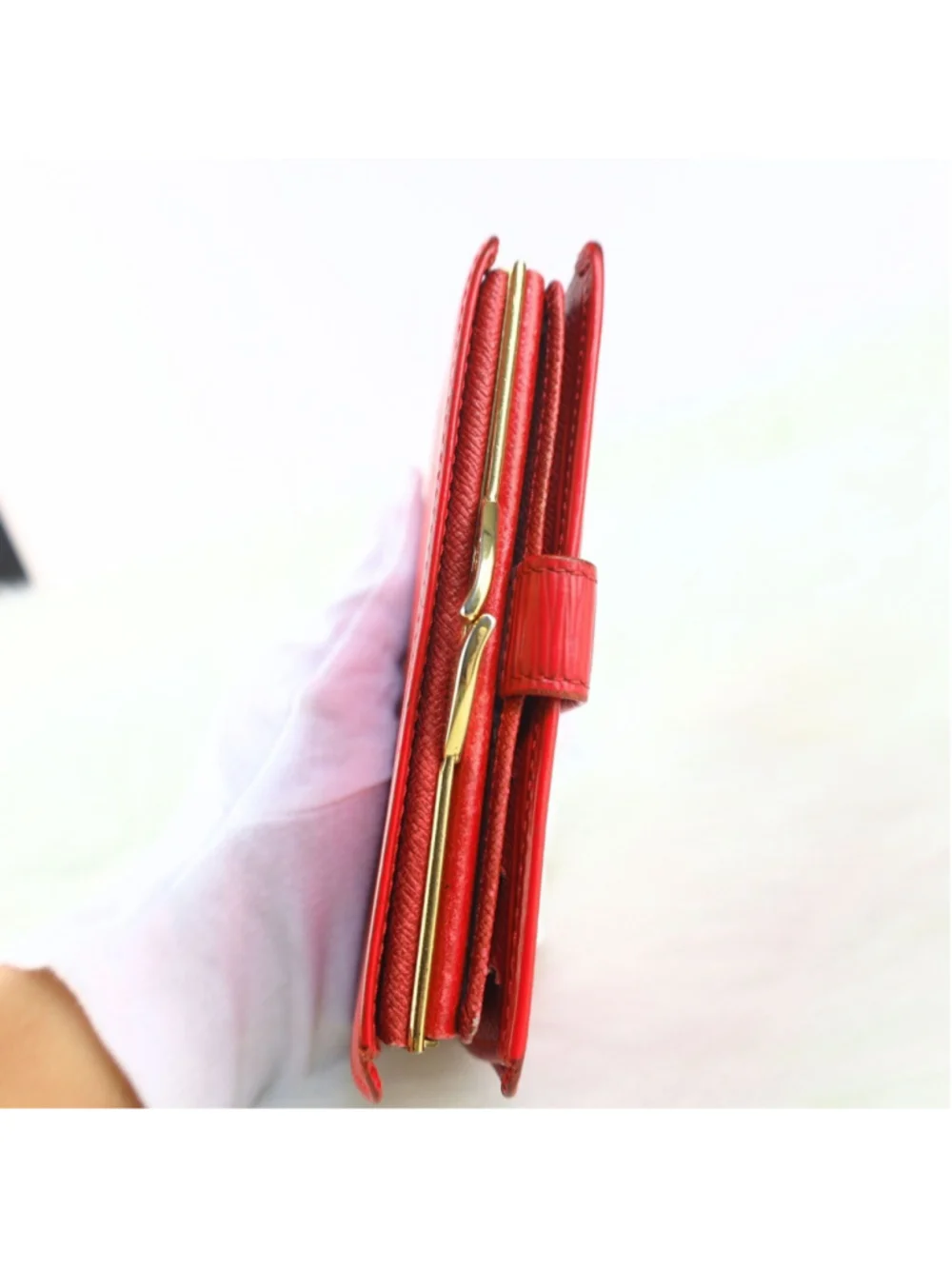 Preowned Louis Vuitton Epi Continental Veinnoiserie in Castilean Red Women Walle